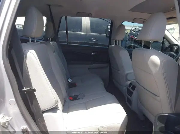 5FNYF5H5XHB028724 2017 HONDA PILOT - Image 8