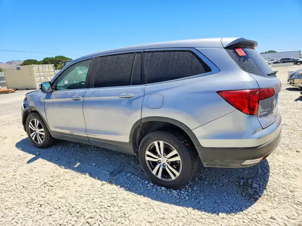5FNYF5H5XHB037049 2017 HONDA PILOT - Image 2