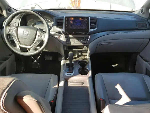 5FNYF5H5XHB038993 2017 HONDA PILOT - Image 8