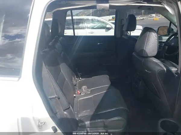 5FNYF5H5XJB009807 2018 HONDA PILOT - Image 8