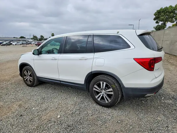 5FNYF5H5XJB021777 2018 HONDA PILOT - Image 2