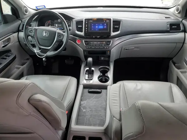5FNYF5H5XJB025392 2018 HONDA PILOT - Image 8