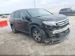 5FNYF5H5XJB027157 2018 HONDA PILOT