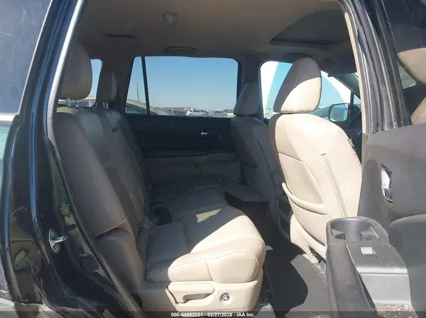 5FNYF5H5XJB027479 2018 HONDA PILOT - Image 8