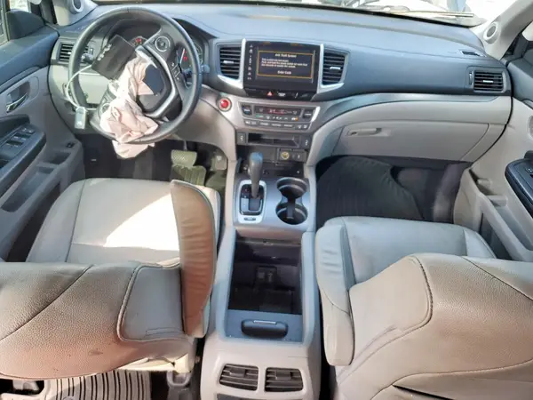 5FNYF5H5XJB028700 2018 HONDA PILOT - Image 8