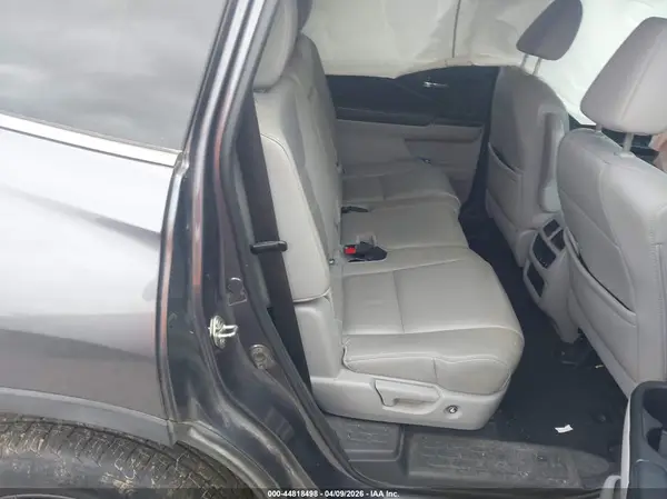 5FNYF5H5XKB030173 2019 HONDA PILOT - Image 8