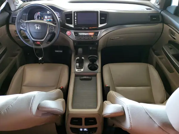 5FNYF5H60HB011214 2017 HONDA PILOT - Image 8