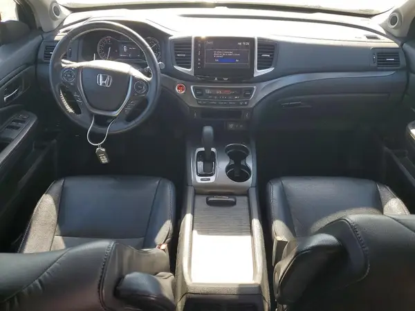 5FNYF5H60HB029230 2017 HONDA PILOT - Image 8