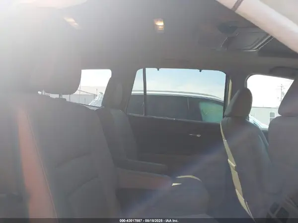 5FNYF5H60KB004965 2019 HONDA PILOT - Image 8