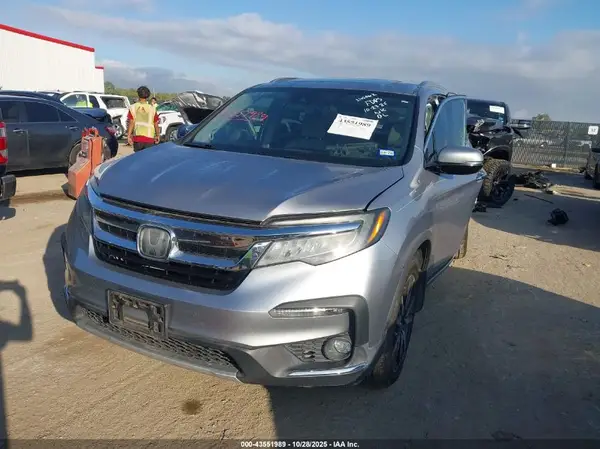 5FNYF5H60LB000139 2020 HONDA PILOT - Image 2