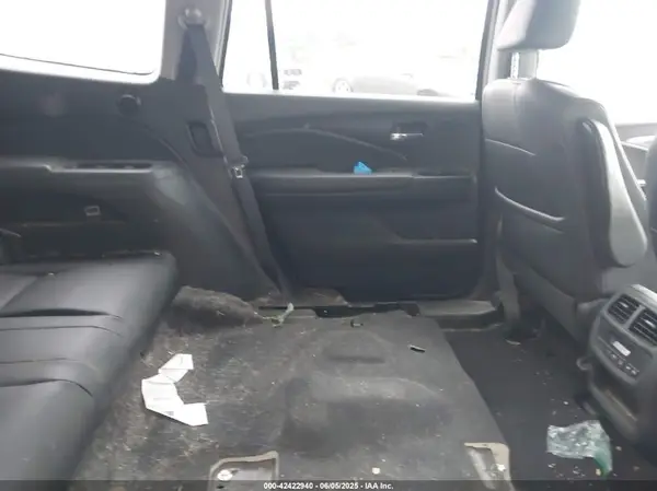 5FNYF5H61HB018057 2017 HONDA PILOT - Image 8