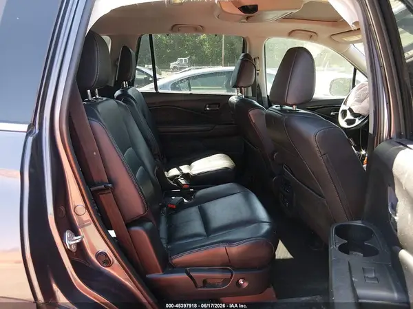 5FNYF5H62KB006197 2019 HONDA PILOT - Image 8