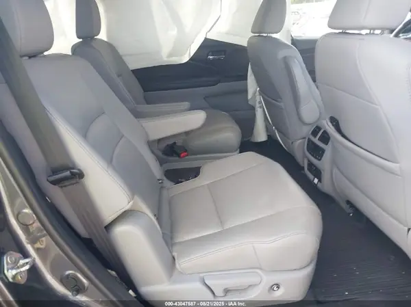5FNYF5H62KB037420 2019 HONDA PILOT - Image 8