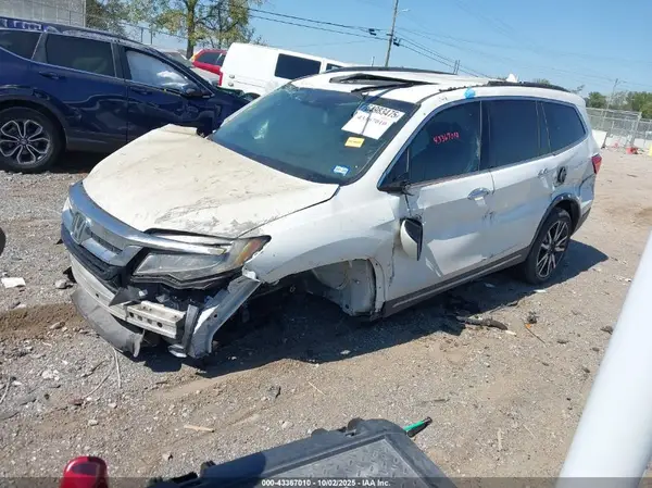 5FNYF5H62MB011807 2021 HONDA PILOT - Image 2