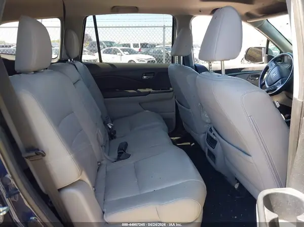 5FNYF5H64HB043261 2017 HONDA PILOT - Image 8