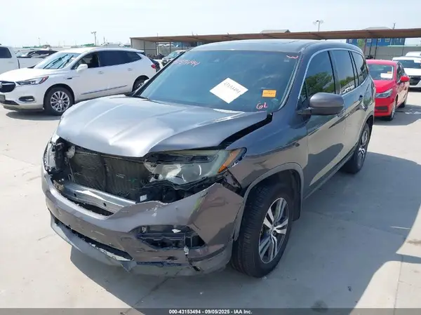 5FNYF5H64JB015238 2018 HONDA PILOT - Image 2