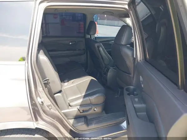 5FNYF5H64JB015238 2018 HONDA PILOT - Image 8