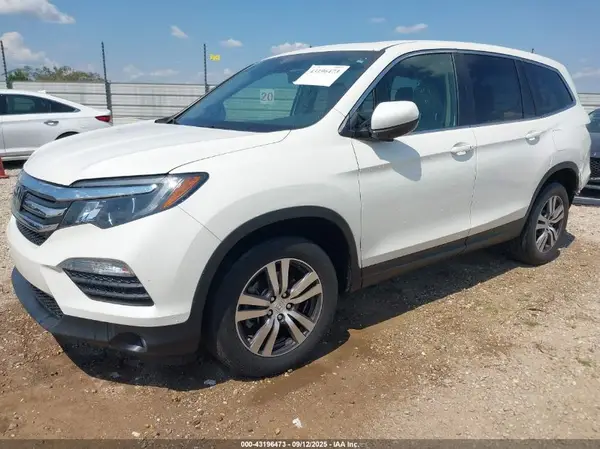 5FNYF5H65HB031779 2017 HONDA PILOT - Image 2