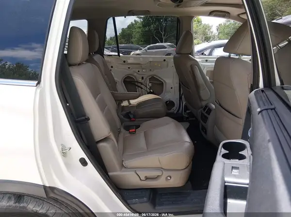 5FNYF5H65KB007568 2019 HONDA PILOT - Image 8