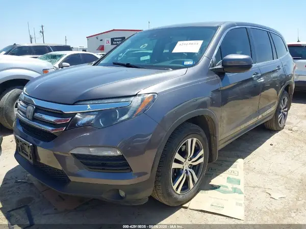 5FNYF5H66HB037767 2017 HONDA PILOT - Image 2