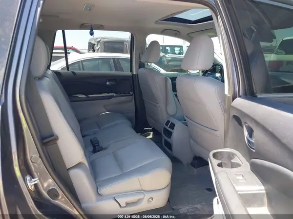 5FNYF5H66HB037767 2017 HONDA PILOT - Image 8