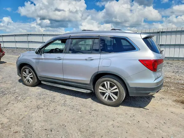 5FNYF5H66HB044735 2017 HONDA PILOT - Image 2