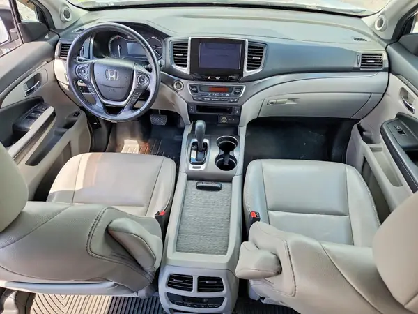 5FNYF5H66HB044735 2017 HONDA PILOT - Image 8