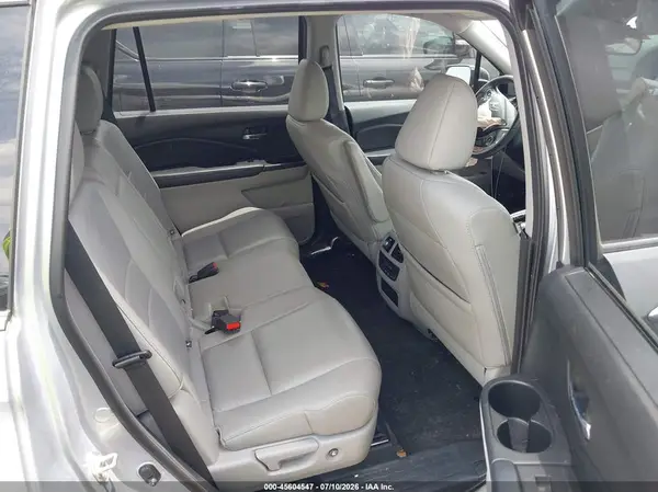 5FNYF5H66HB046095 2017 HONDA PILOT - Image 8
