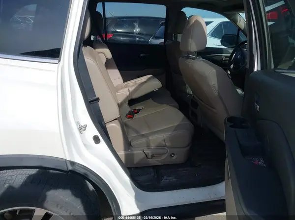 5FNYF5H66JB011286 2018 HONDA PILOT - Image 8
