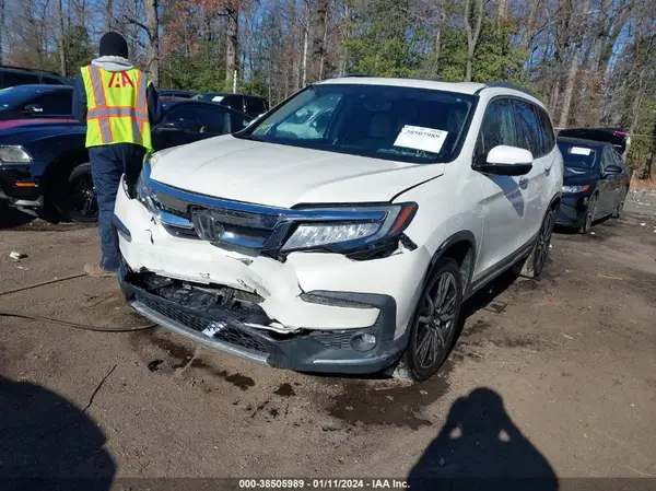 5FNYF5H66KB017476 2019 HONDA PILOT - Image 2