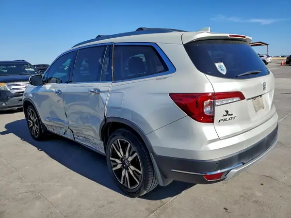 5FNYF5H66KB033113 2019 HONDA PILOT - Image 2