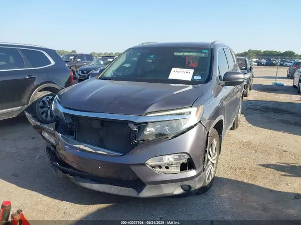 5FNYF5H67HB030603 2017 HONDA PILOT - Image 2