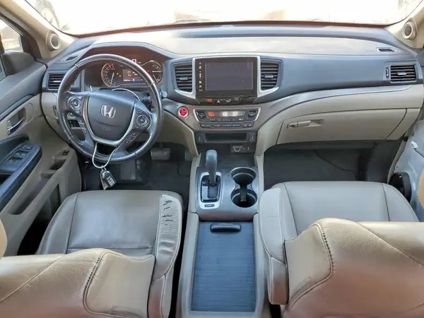 5FNYF5H68HB000638 2017 HONDA PILOT - Image 8