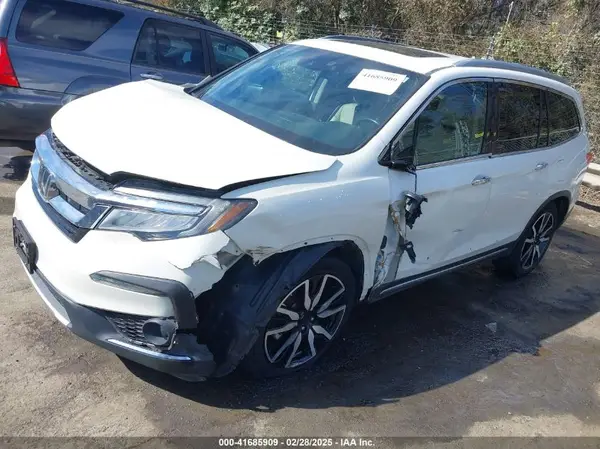 5FNYF5H68KB009606 2019 HONDA PILOT - Image 2