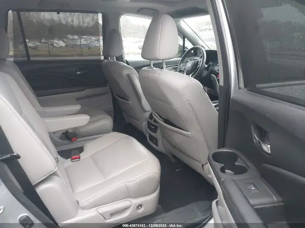 5FNYF5H68KB040709 2019 HONDA PILOT - Image 8