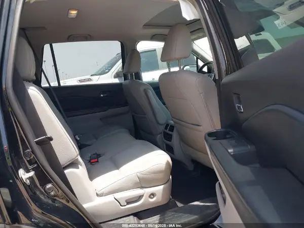 5FNYF5H69HB010885 2017 HONDA PILOT - Image 8