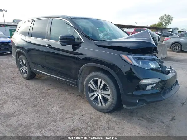 5FNYF5H69HB018050 2017 HONDA PILOT - Image 1