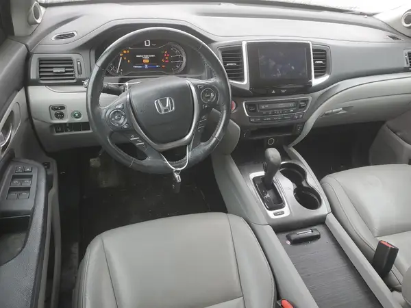 5FNYF5H69HB021076 2017 HONDA PILOT - Image 8