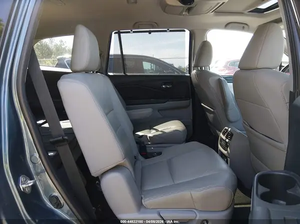 5FNYF5H69KB033106 2019 HONDA PILOT - Image 8