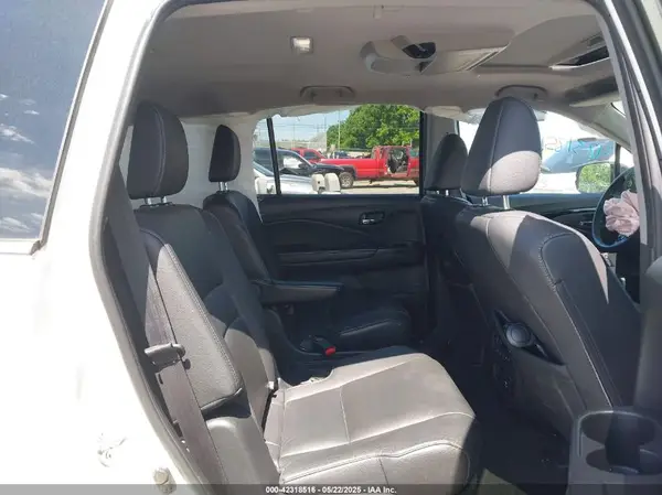 5FNYF5H69LB000835 2020 HONDA PILOT - Image 8