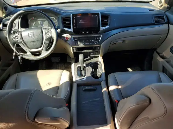 5FNYF5H6XHB039585 2017 HONDA PILOT - Image 8
