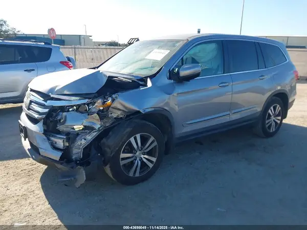 5FNYF5H6XJB028494 2018 HONDA PILOT - Image 2