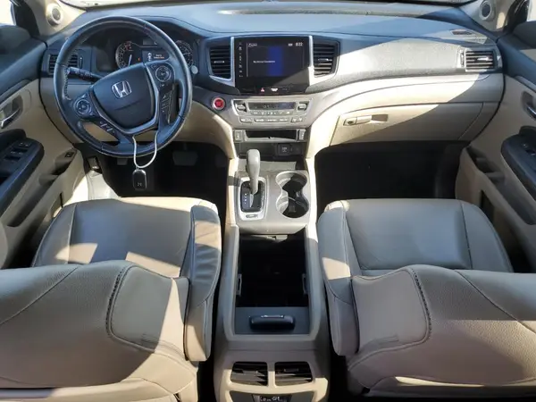 5FNYF5H6XJB031766 2018 HONDA PILOT - Image 8