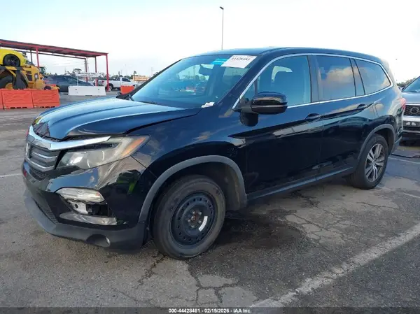 5FNYF5H70HB027289 2017 HONDA PILOT - Image 2