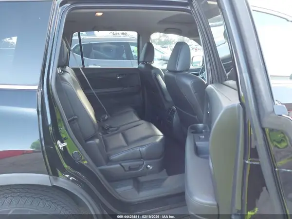 5FNYF5H70HB027289 2017 HONDA PILOT - Image 8
