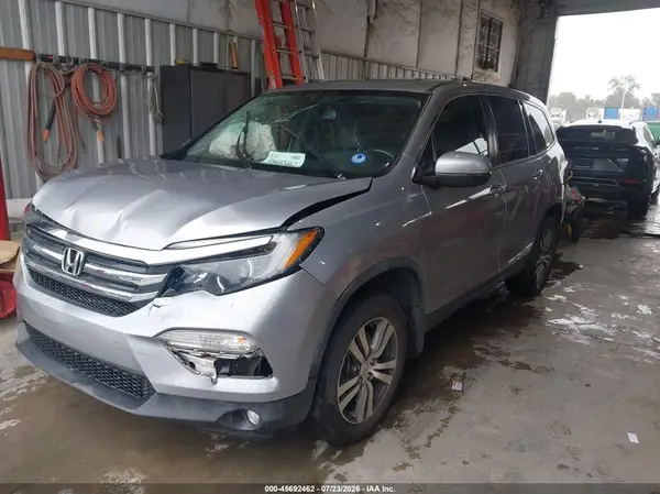 5FNYF5H70JB013706 2018 HONDA PILOT - Image 2