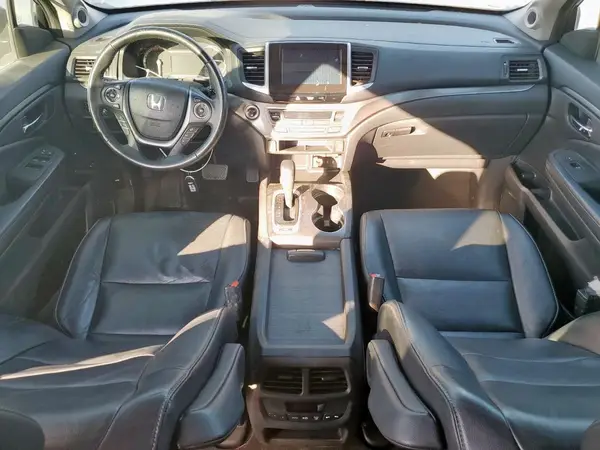 5FNYF5H71HB000229 2017 HONDA PILOT - Image 8