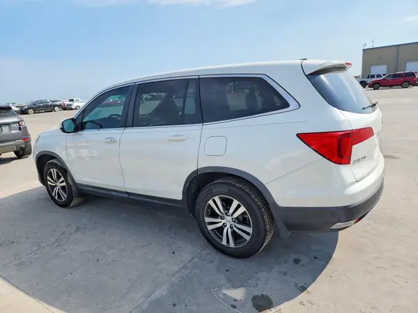 5FNYF5H71HB013868 2017 HONDA PILOT - Image 2