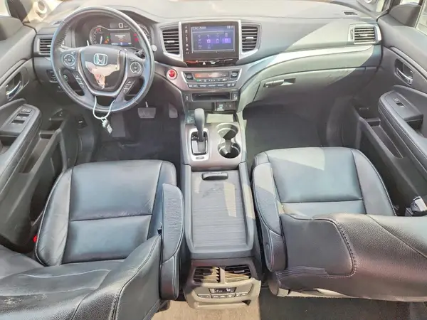 5FNYF5H71HB013868 2017 HONDA PILOT - Image 8