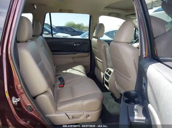 5FNYF5H71HB027558 2017 HONDA PILOT - Image 8